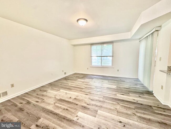 Building Photo - 1406 Woodmill Dr