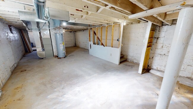 Building Photo - Renovated 2 Bed /1 Bath Single Family Home...