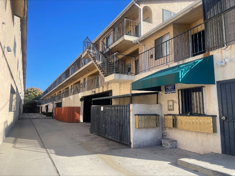 Building Photo - 13628 Kornblum Ave.