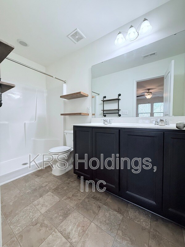 Building Photo - 81 Hill Shore Ln