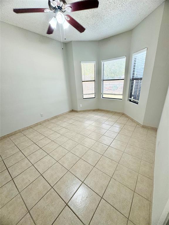 Building Photo - 2501 W Slaughter Ln