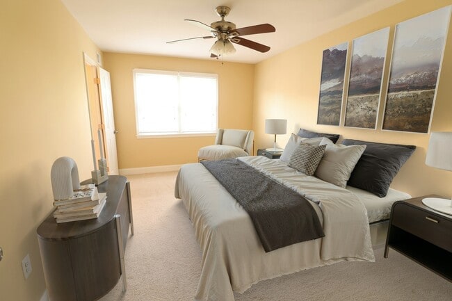 Building Photo - 4530 Airlie Way