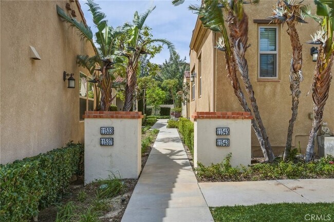 Building Photo - 11537 Amalfi Way