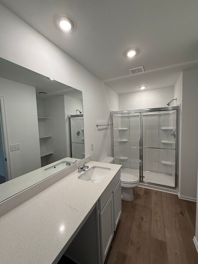 Building Photo - Brand New 4 Bedroom Home in Newcastle Schools