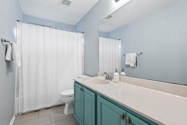 Building Photo - 340 Altamont St