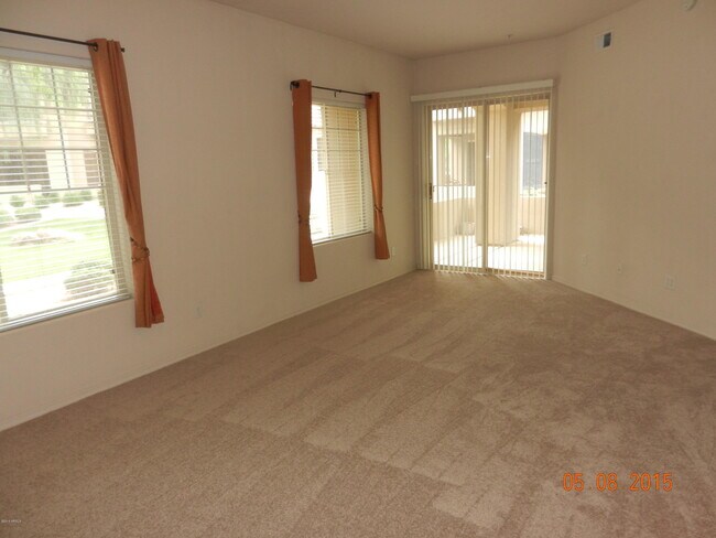 Building Photo - 11000 N 77th Pl