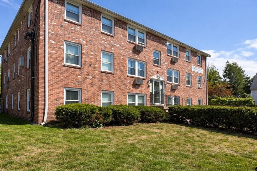 Building Photo - 25 Horne St