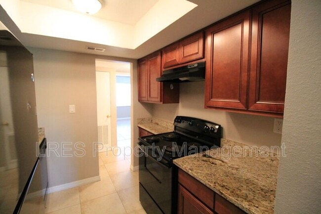 Building Photo - 4723 S Texas Ave