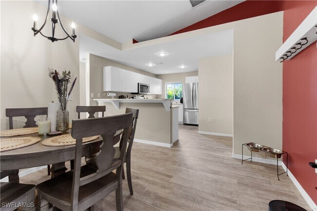 Building Photo - 11568 Forest Mere Dr