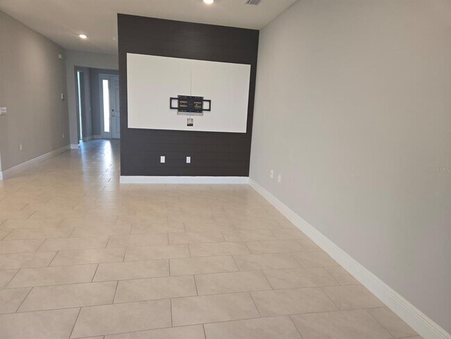 Building Photo - 17841 Gulf Rnch Pl