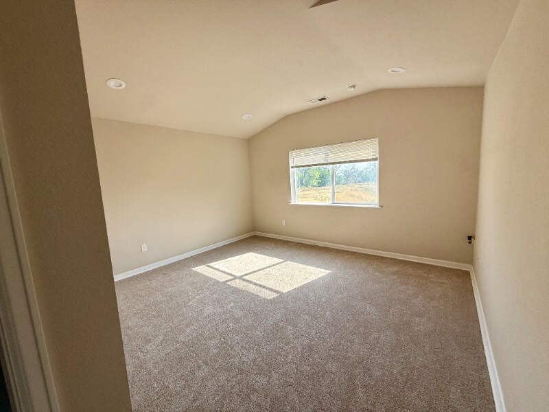 Building Photo - 875 E 78th Ave