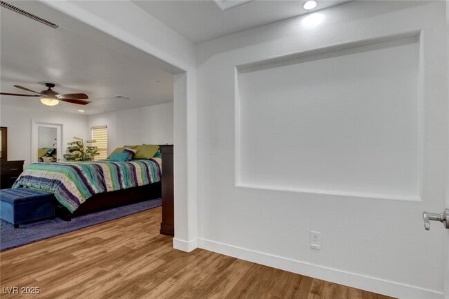 Building Photo - 4125 W Erinbird Ave