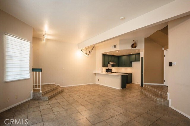 Building Photo - 31 Blackbird Ln