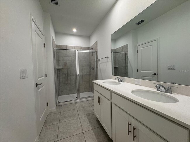 Building Photo - 433 Belmond Dr