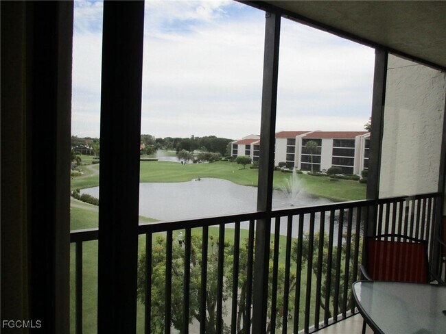 Building Photo - 4160 Steamboat Bend E