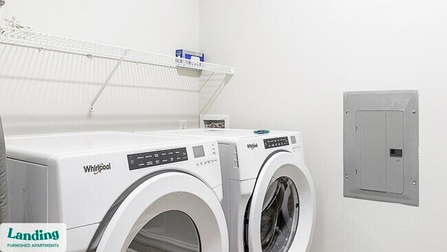 Building Photo - 9906 Runway Dr