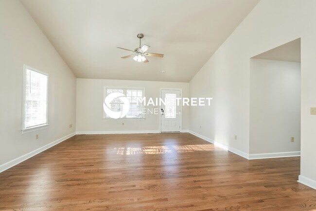 Building Photo - 3 Bedroom Pet-Friendly Home in Thomasville, NC with Main Street Renewal