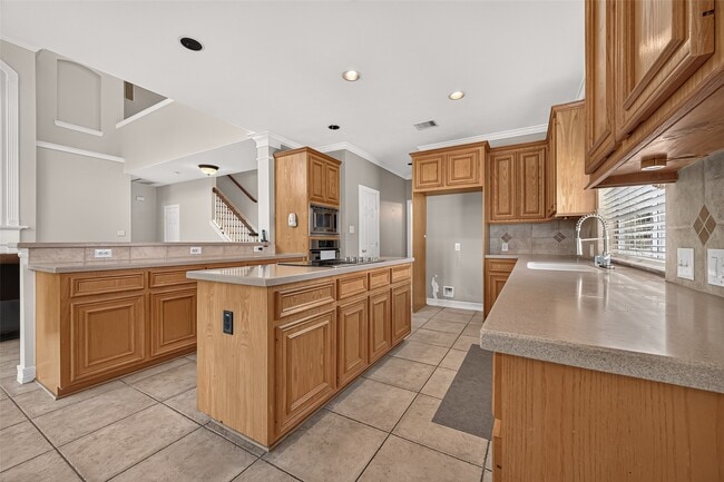 Building Photo - 1715 Lake Quitman Dr