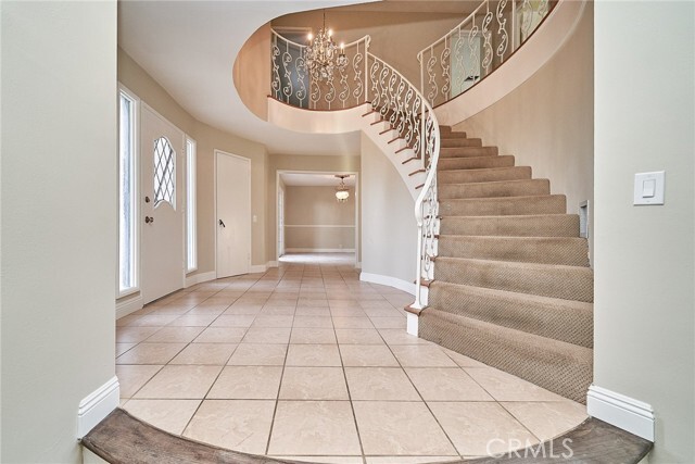 Building Photo - 44500 Los Caballos Rd