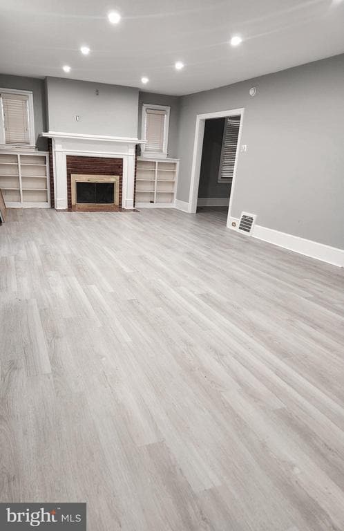 Building Photo - 80 E Main St