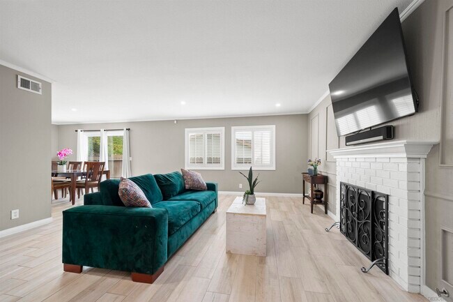 Building Photo - 5765 Bounty St