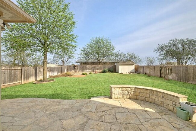 Building Photo - 21205 Penny Royal Dr