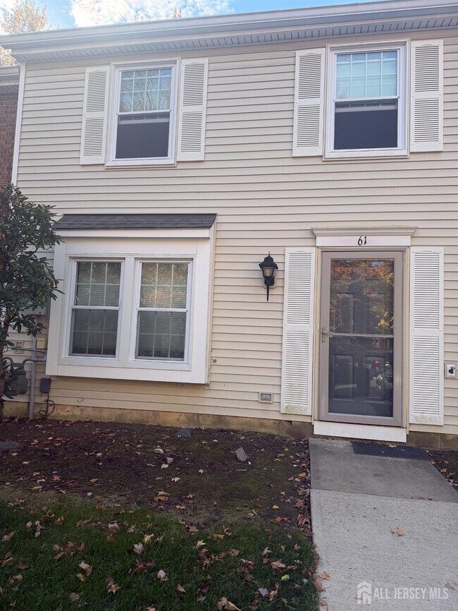 Building Photo - 61 Cottonwood Ct