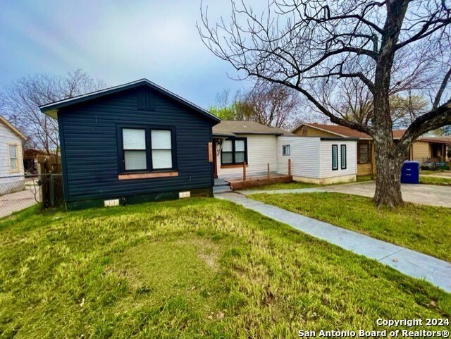 Building Photo - 1110 Clower-