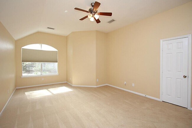 Building Photo - 155 Avonlea Ct