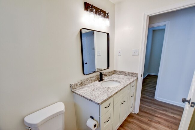 Building Photo - 1923 Bancroft Dr