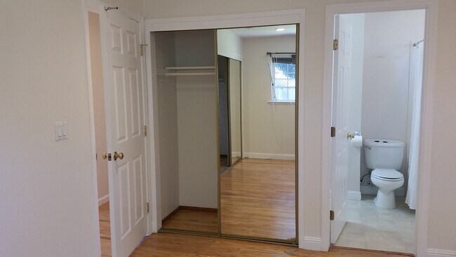 Building Photo - 34199 Cromwell Pl