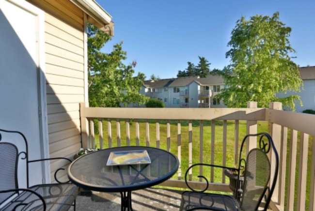 Building Photo - 2 Bedroom 1 Bath Condo in Cordata Area!