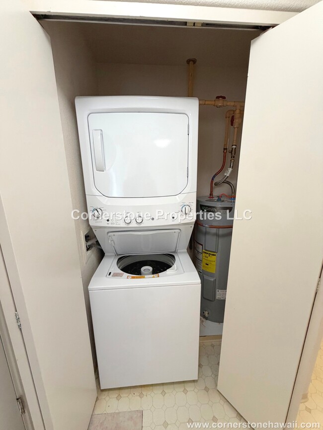 Building Photo - 95-1133-1133 Koolani Dr