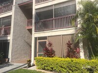 Building Photo - 8602 Champlain Ct