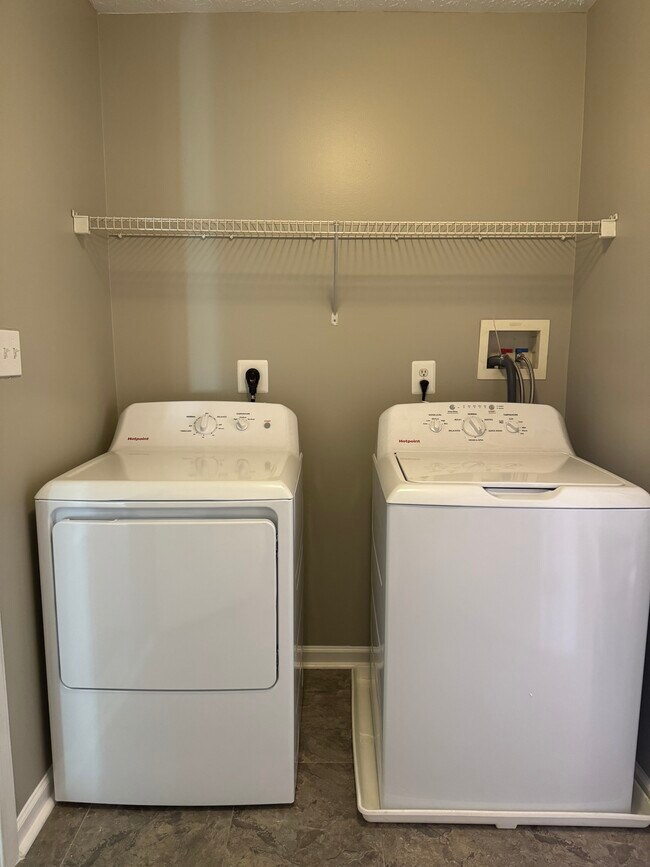 Building Photo - 103 Broadneck Crossing Rd