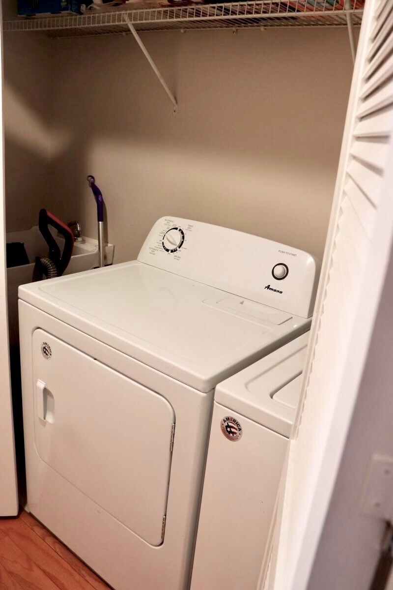 In-unit washer & dryer (hallway) - 4129 Ballard Ave