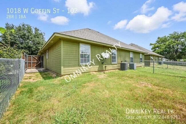 Building Photo - 1018 W Coffin St