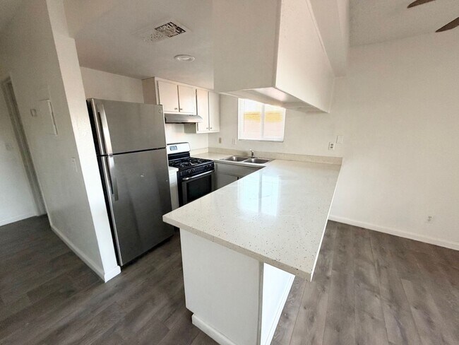 Building Photo - 6953 Hopkins Dr