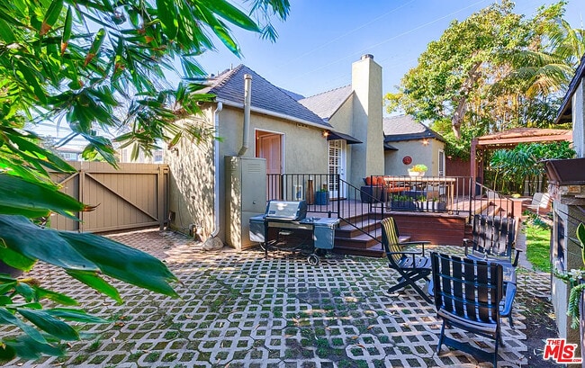 Building Photo - 2515 Euclid St