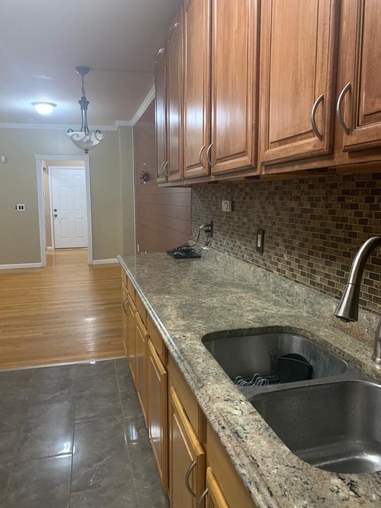 Kitchen - 9032 138th Pl