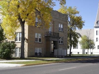 Primary Photo - Lexington Apartments