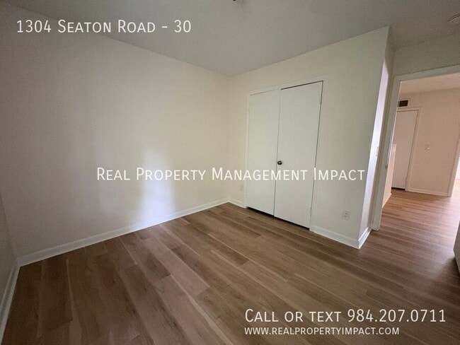 Building Photo - 1304 Seaton Rd