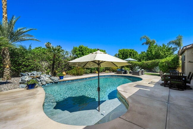 Building Photo - 75840 Sarazen Way