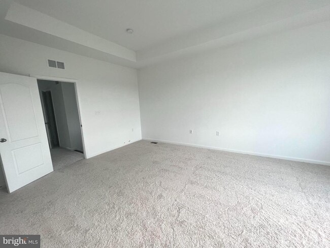 Building Photo - 3141 Eton Pl