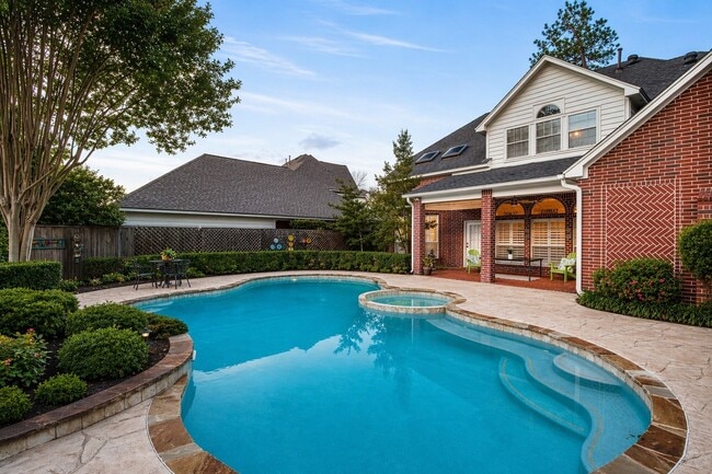 Building Photo - 16107 Wimbledon Forest Dr