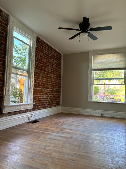 Building Photo - 3530 Osage St