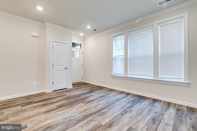 Building Photo - 20687 Heron Landing Dr