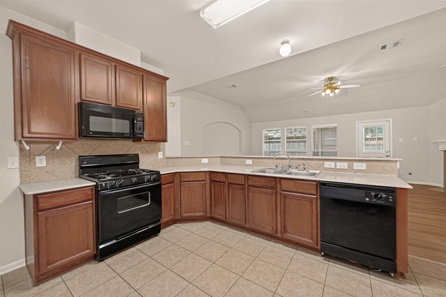 Building Photo - 4823 Grand Chateau Ln