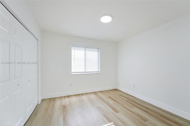 Building Photo - 2820 NW 95th St