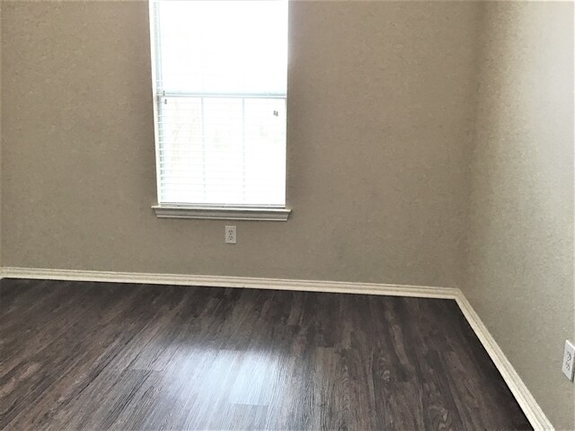 Building Photo - 3328 Creek Meadow Ln